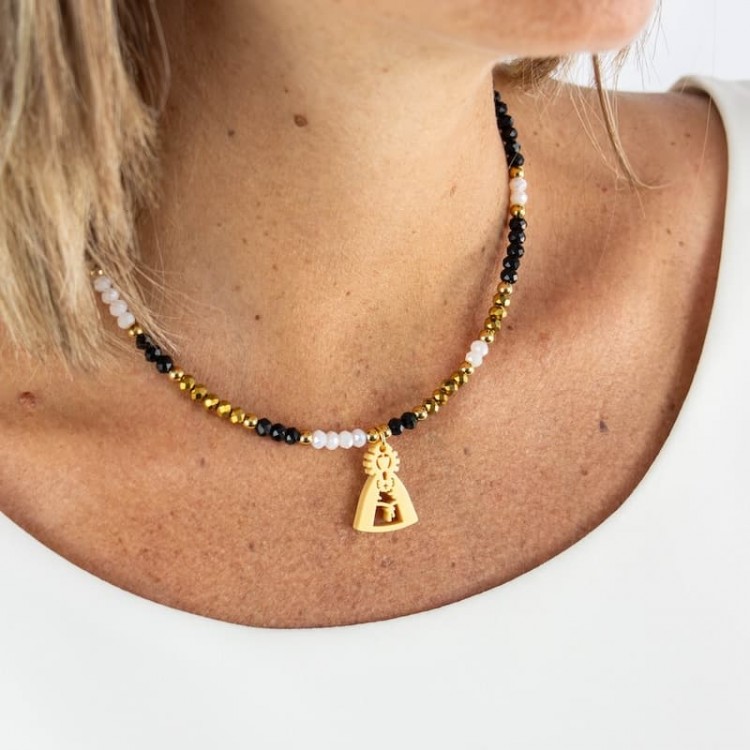 San José. Gargantilla Colorines Dorada.
