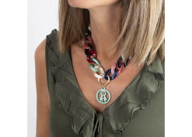 Virgen Milagrosa. Collar Eslabones Acrílicos