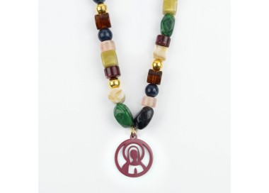 Virgen María. Collar Resina