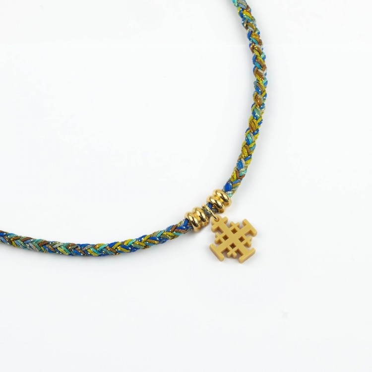 Cruz de Jerusalen. Gargantilla Cordón Multicolor