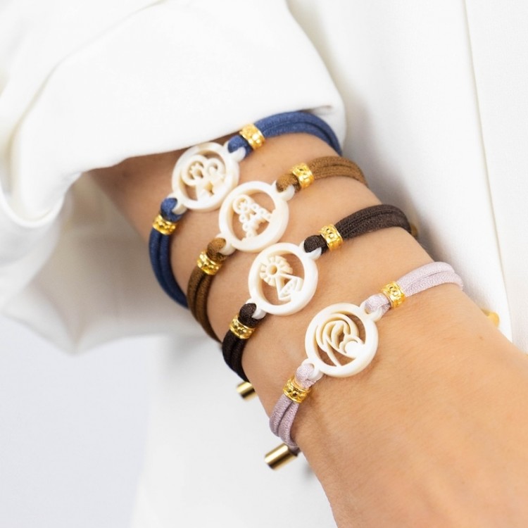 Virgen Niña. Pulsera Elástica Nácar