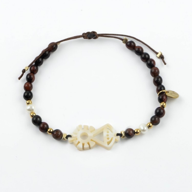 Virgen de Covadonga. Pulsera Piedra y Perla Nácar